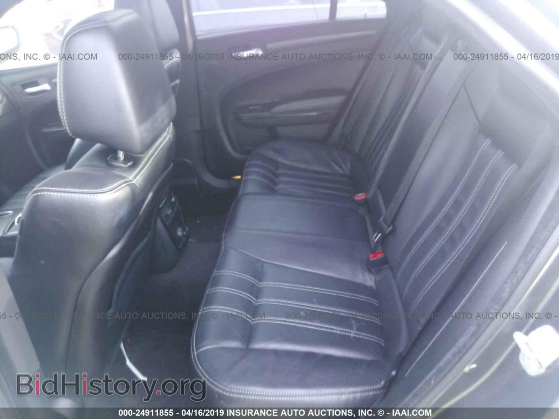 2014 CHRYSLER 300 - VIN: 2C3CCAGG2EH381838 - Photo 8