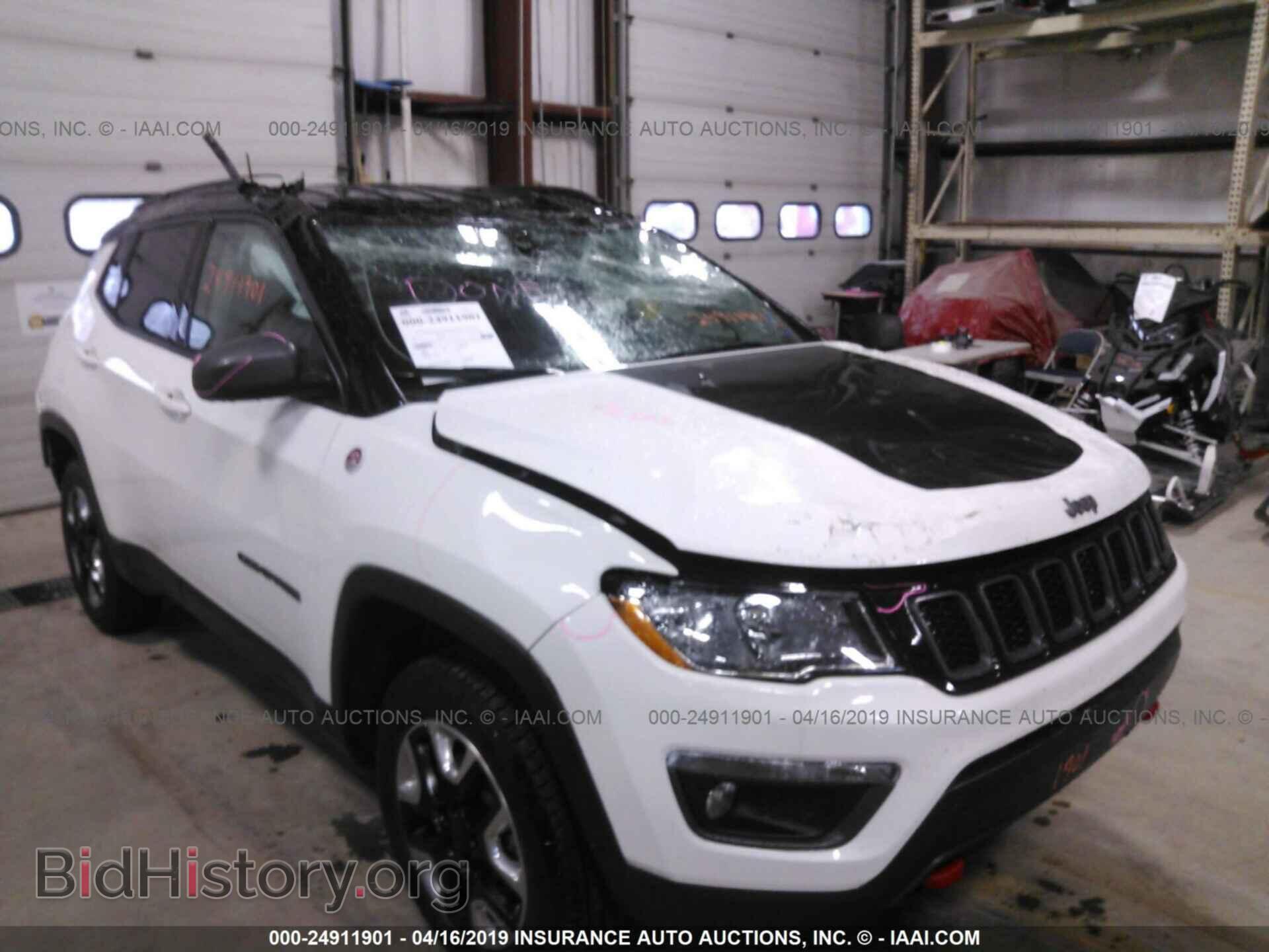Фотография 3C4NJDDB8JT143451 - JEEP COMPASS 2018