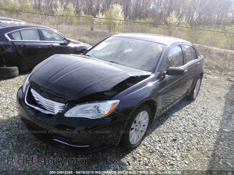 2012 Chrysler 200 (VIN 1C3CCBAB4CN130357) — photo 2 of 10