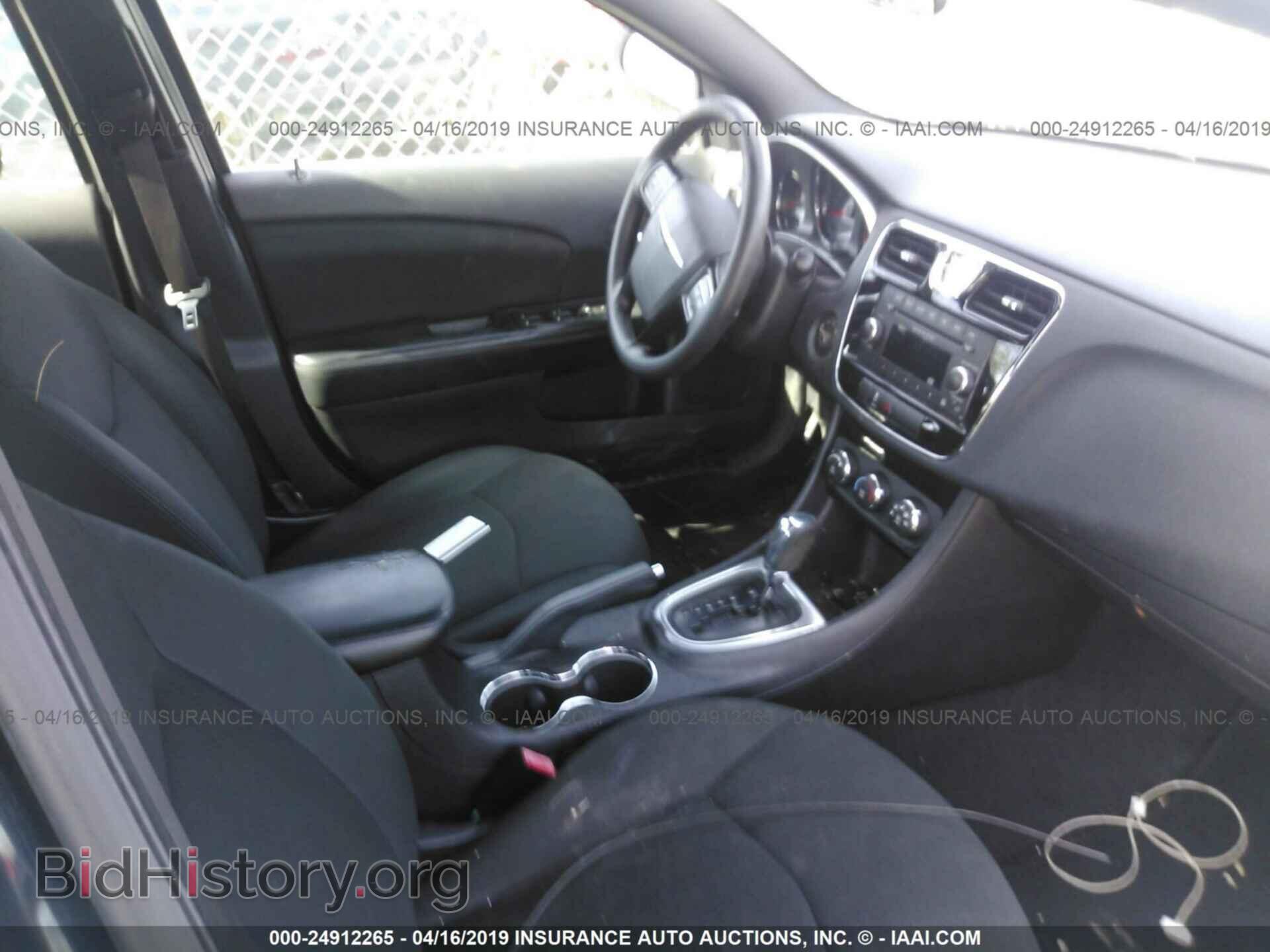2012 CHRYSLER 200 - VIN: 1C3CCBAB4CN130357 - Фото 5