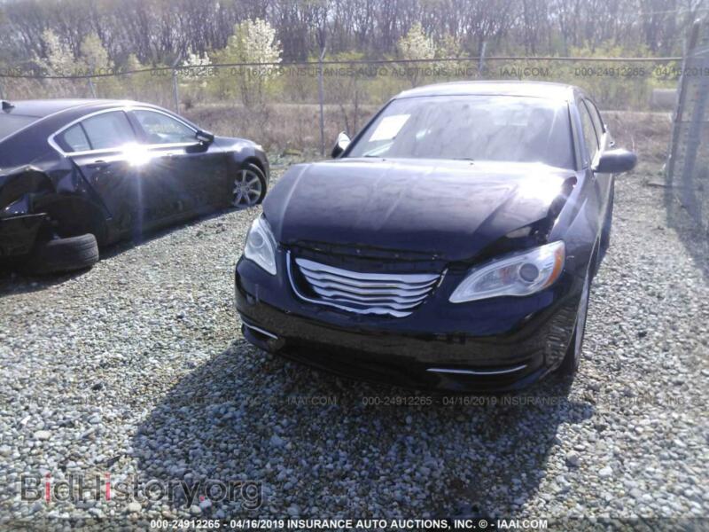 2012 Chrysler 200 (VIN 1C3CCBAB4CN130357) — photo 6 of 10