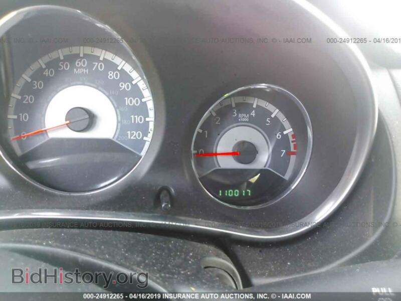 2012 Chrysler 200 (VIN 1C3CCBAB4CN130357) — photo 7 of 10