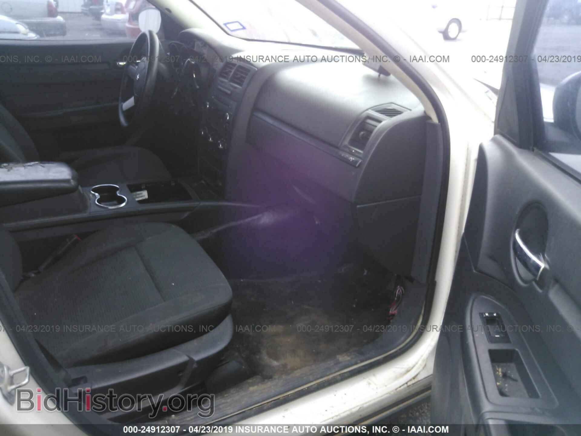 2010 DODGE CHARGER - VIN: 2B3AA4CT5AH113617 - Фото 5