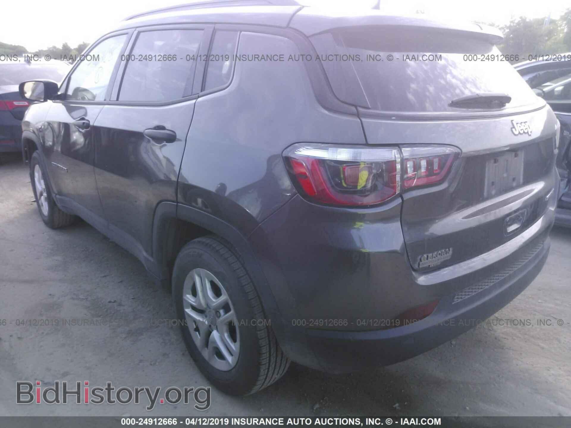 2018 JEEP COMPASS - VIN: 3C4NJCAB0JT286408 - Фото 3