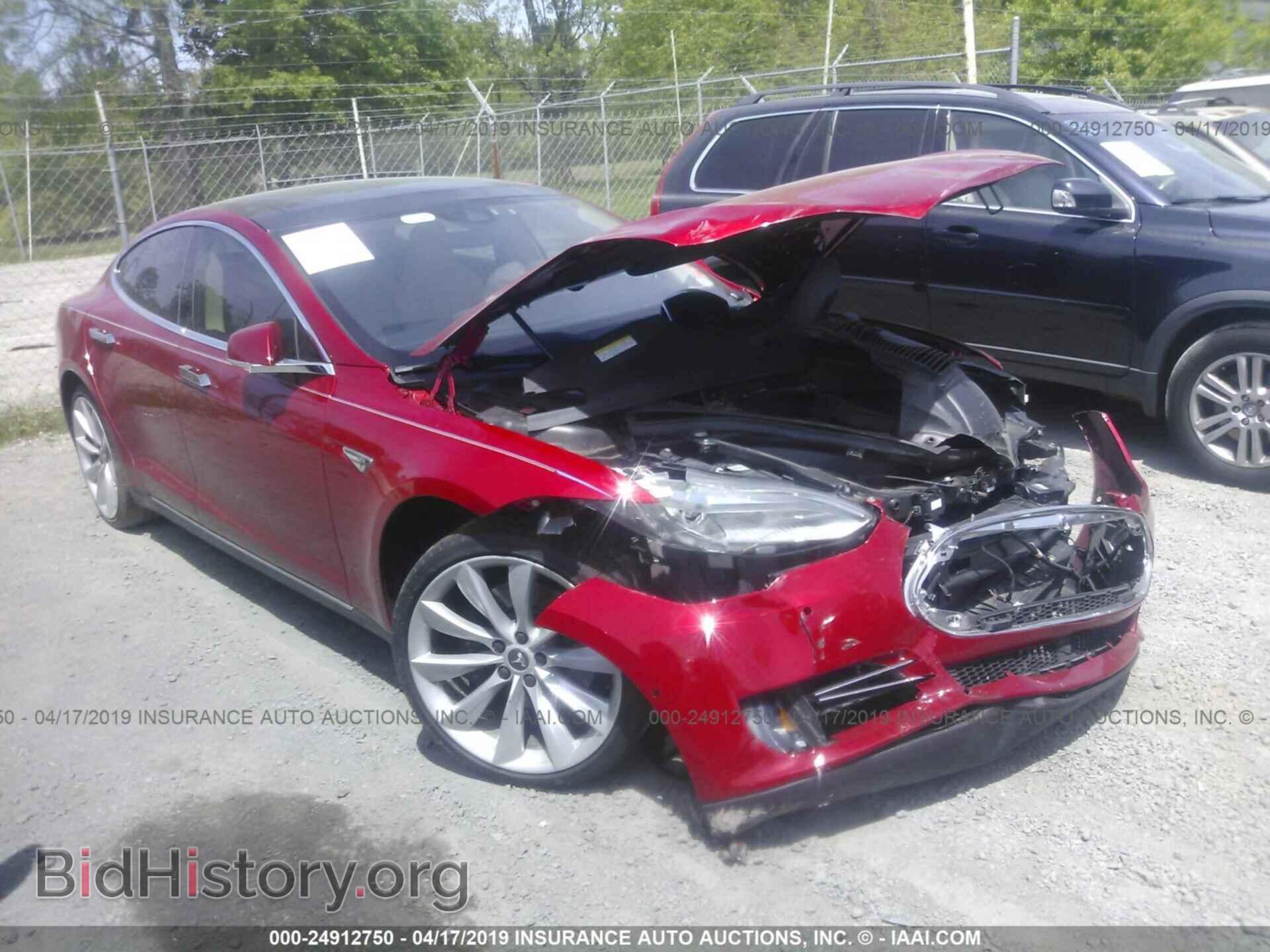 Фотография 5YJSA1E27FF119079 - TESLA MODEL S 2015