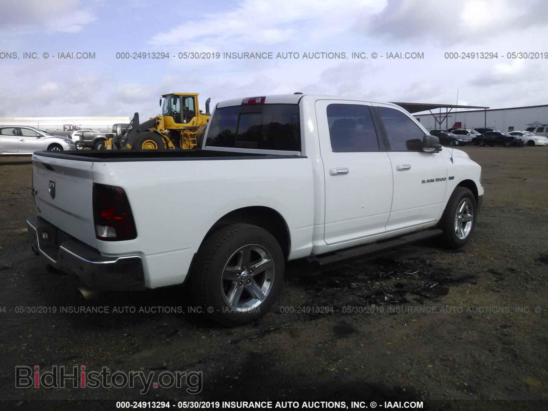 2011 DODGE RAM 1500 - VIN: 1D7RB1CTXBS612359 - Photo 4