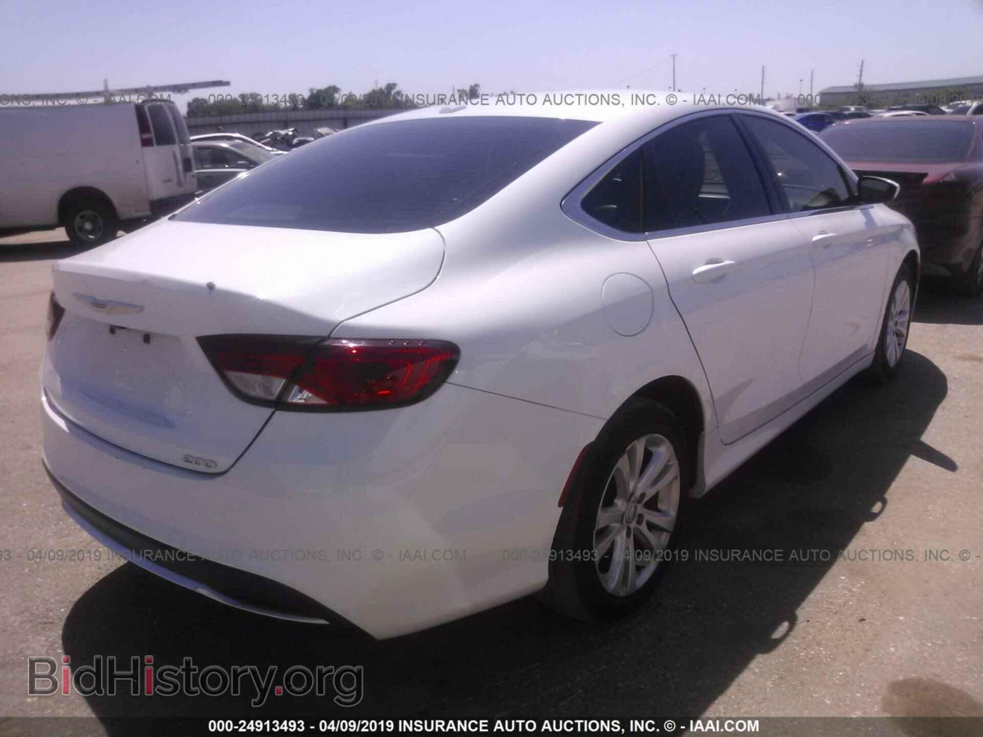 2016 CHRYSLER 200 - VIN: 1C3CCCAB3GN112427 - Фото 4