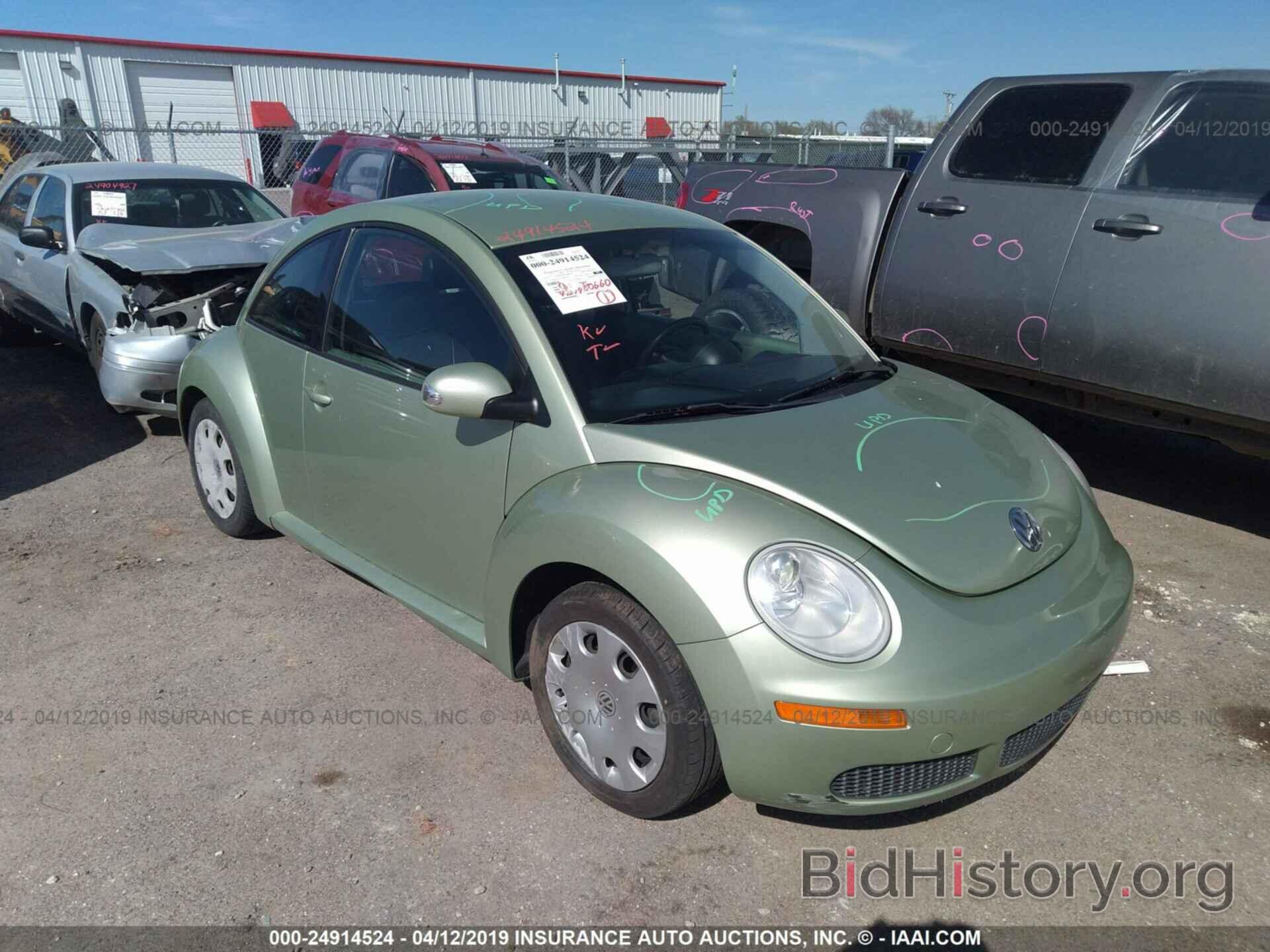 Photo 3VWPW3AG7AM009770 - VOLKSWAGEN NEW BEETLE 2010