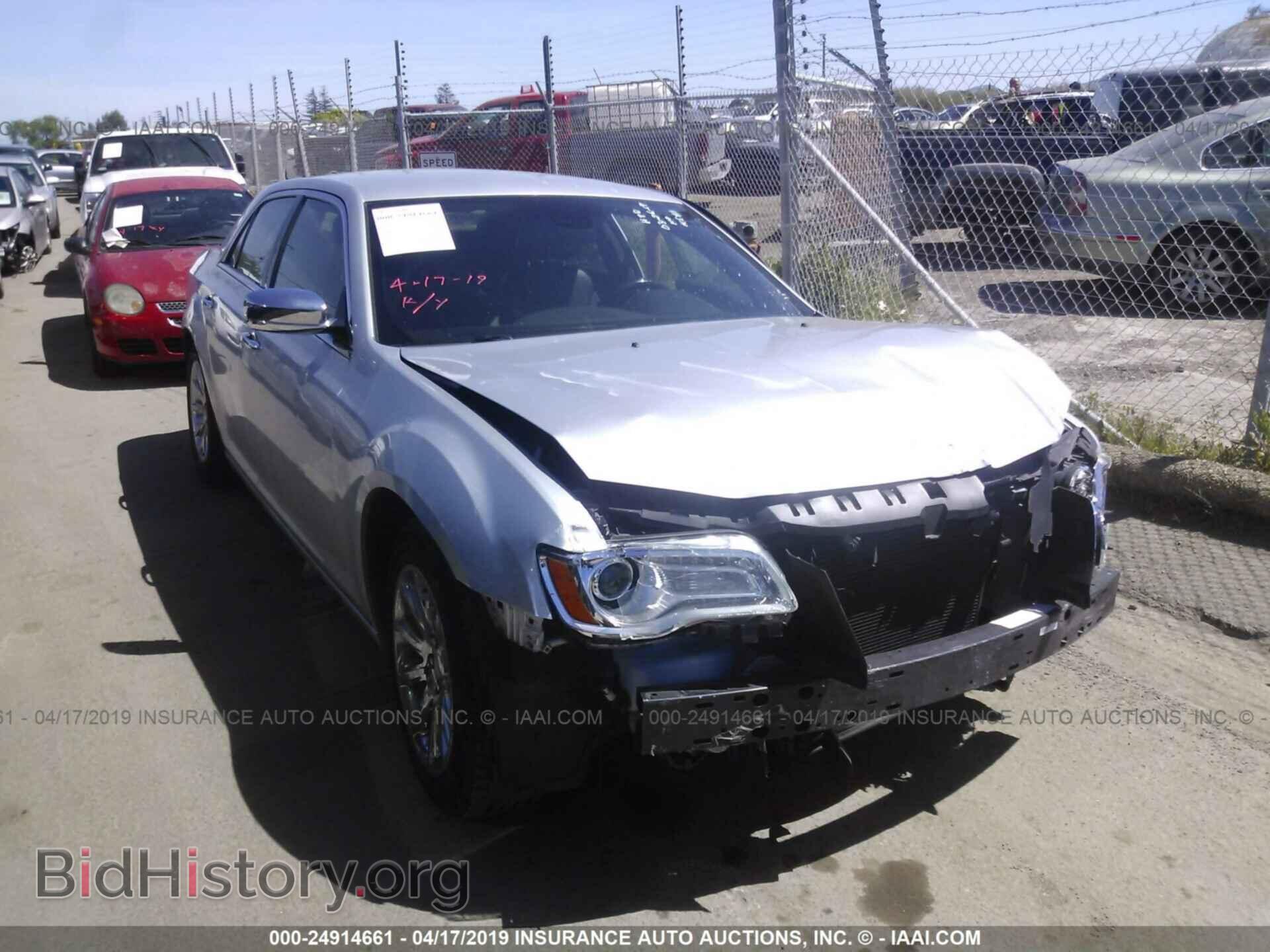 Фотография 2C3CCAET2CH268047 - CHRYSLER 300C 2012
