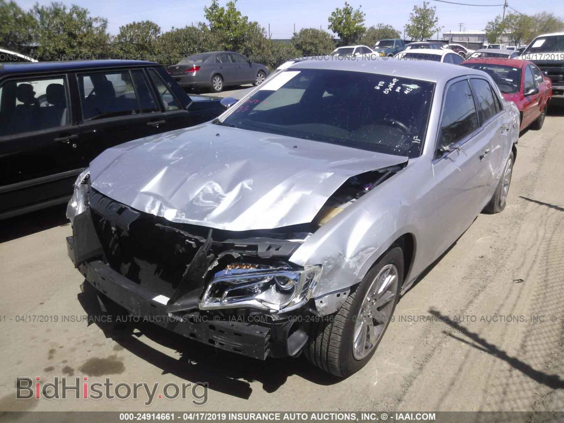 2012 CHRYSLER 300C - VIN: 2C3CCAET2CH268047 - Фото 2