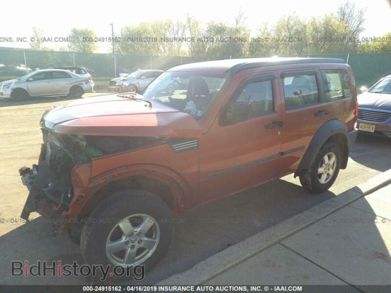2007 Dodge NITRO (VIN 1D8GU28K87W601864) — photo 2 of 10