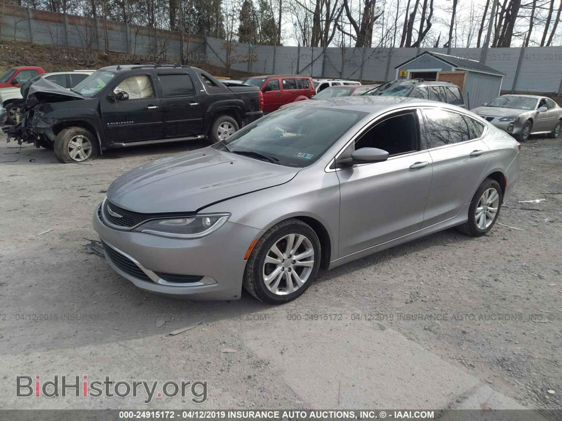 2015 CHRYSLER 200 - VIN: 1C3CCCABXFN692533 - Photo 2