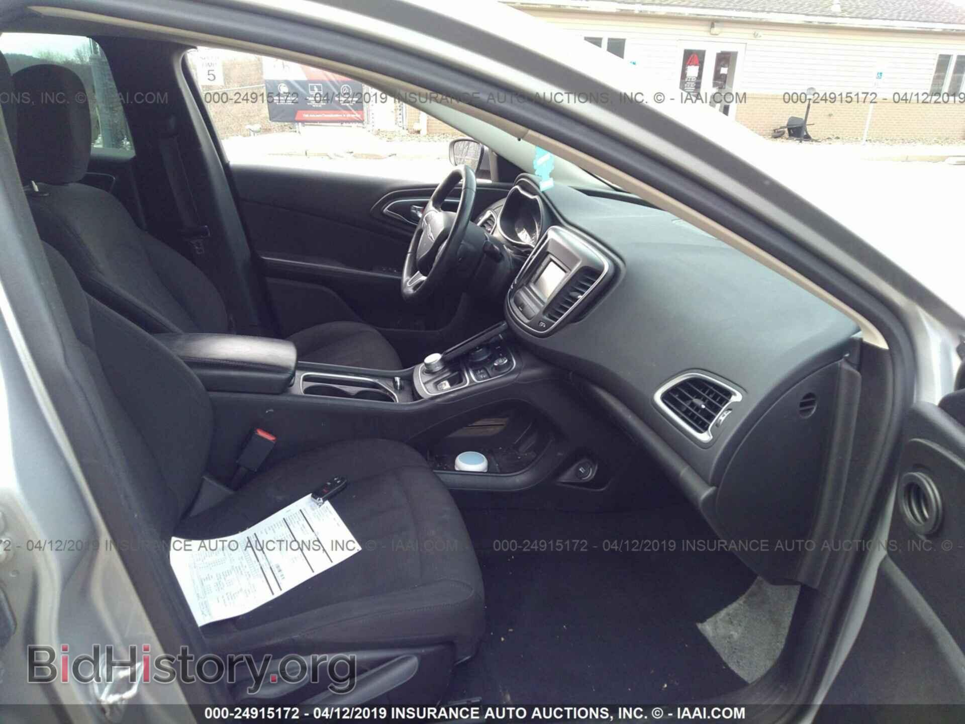 2015 CHRYSLER 200 - VIN: 1C3CCCABXFN692533 - Photo 5