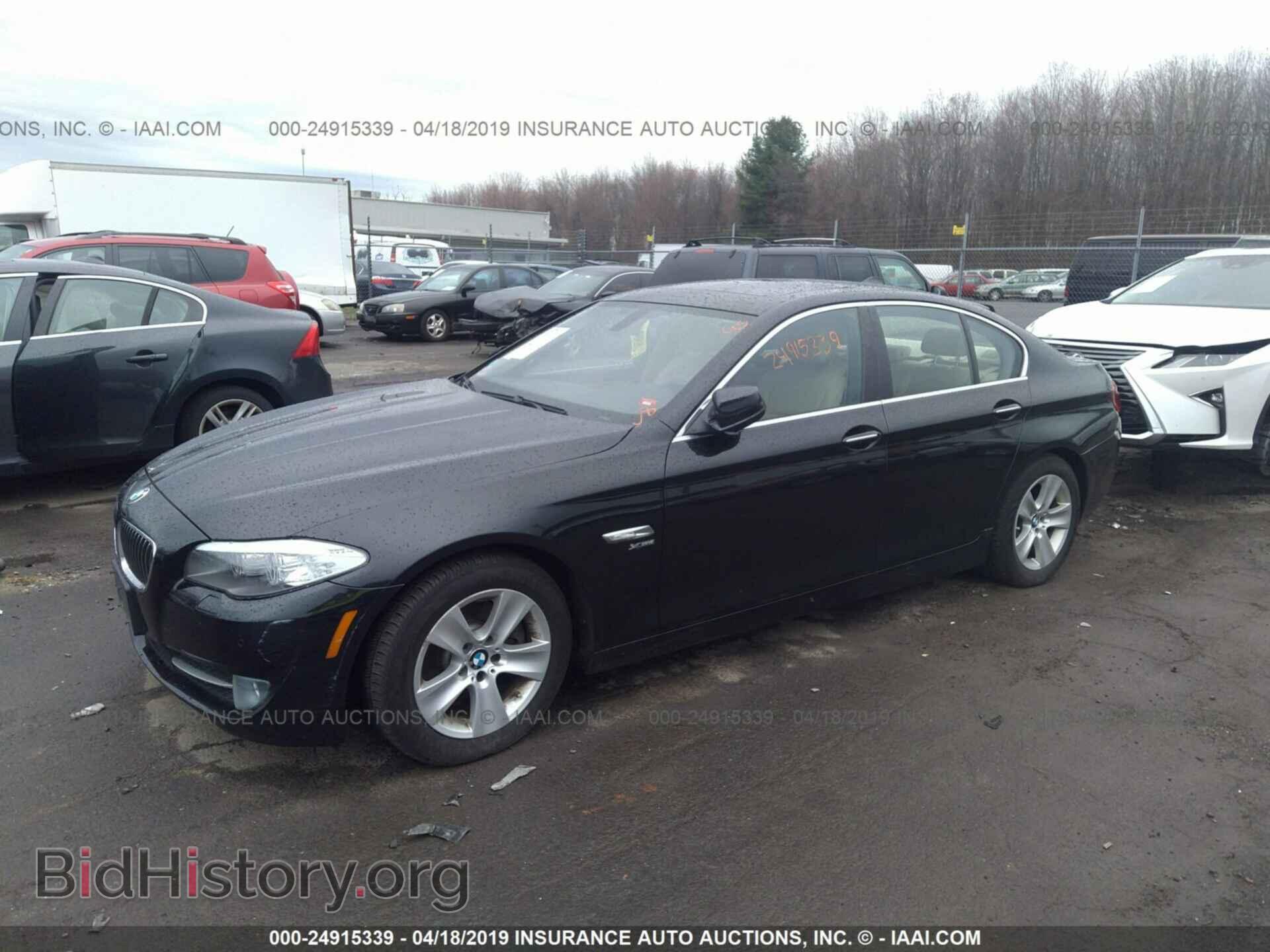 2012 BMW 528 - VIN: WBAXH5C54CDW10148 - Фото 2