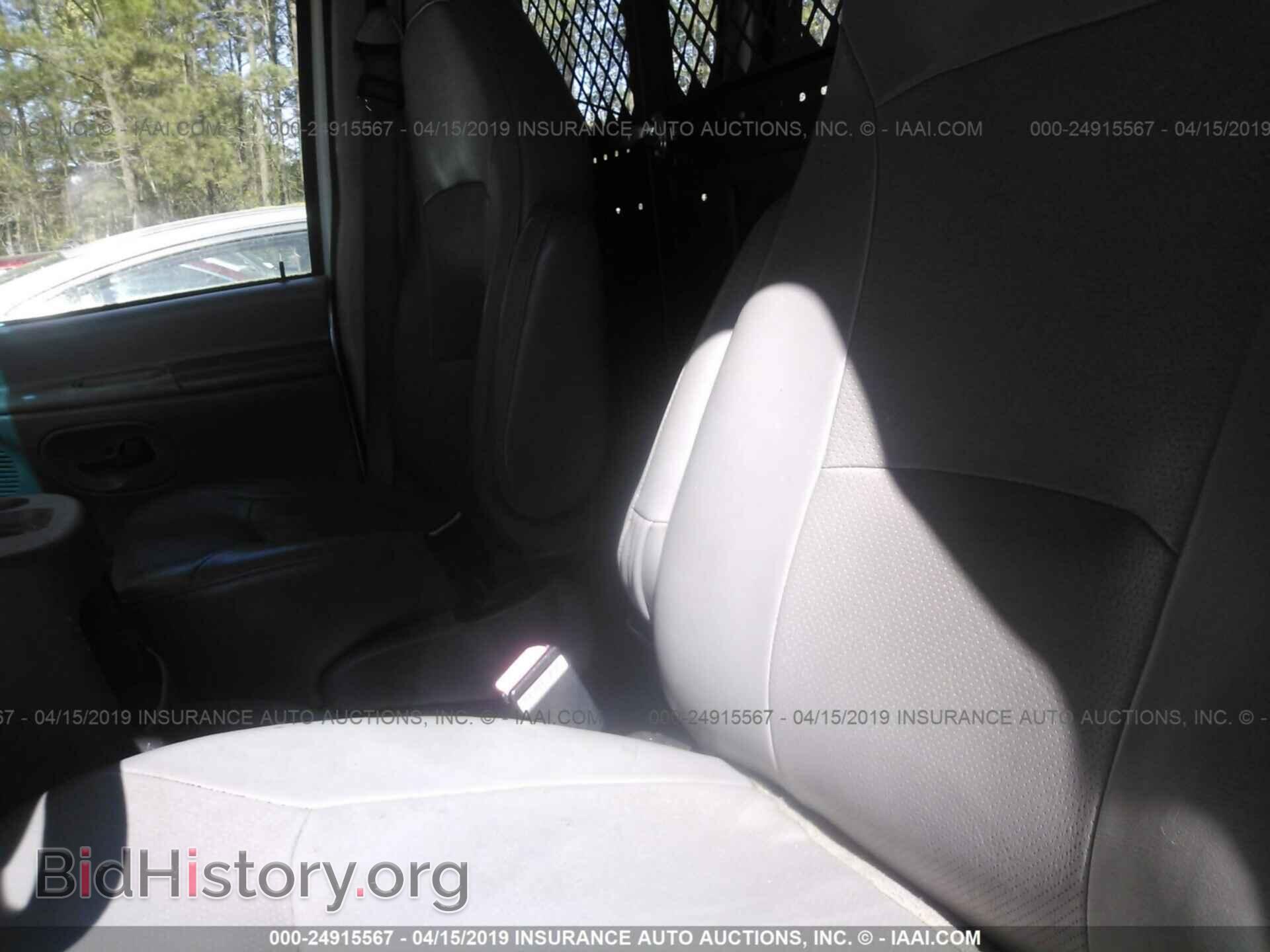 2003 Ford Econoline - VIN: 1FTNE24L53HC06931 - Фото 8