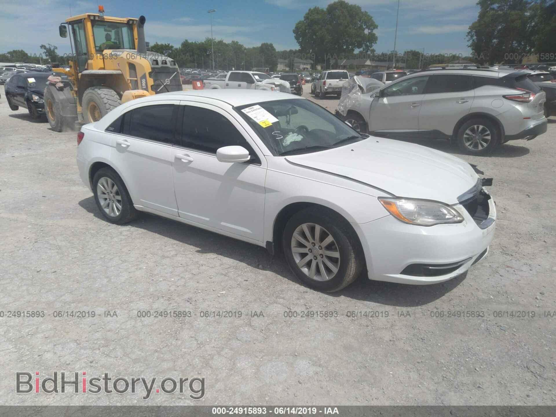 Фотография 1C3BC1FB3BN585939 - CHRYSLER 200 2011