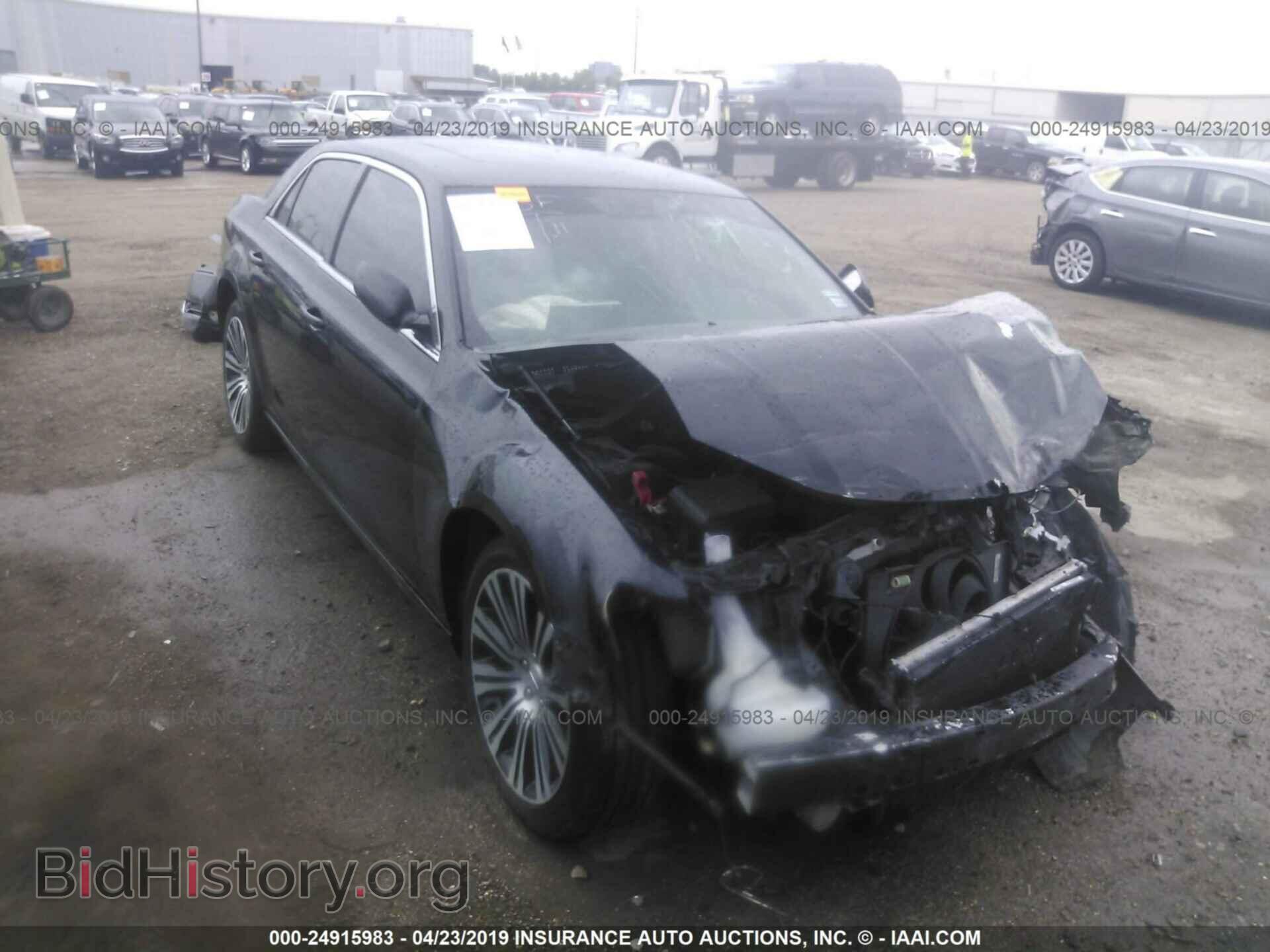 Photo 2C3CCABG8CH289556 - CHRYSLER 300 2012