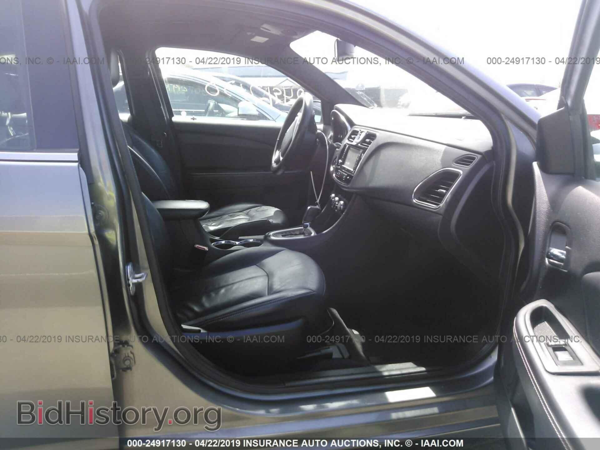 2012 CHRYSLER 200 - VIN: 1C3CCBCB2CN307159 - Фото 5