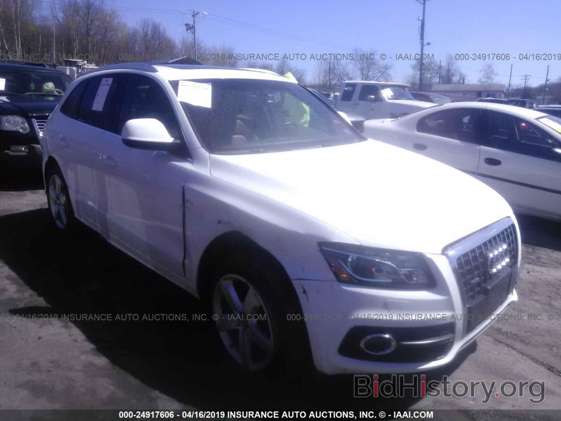 Photo WA1DKAFP8BA060024 - AUDI Q5 2011