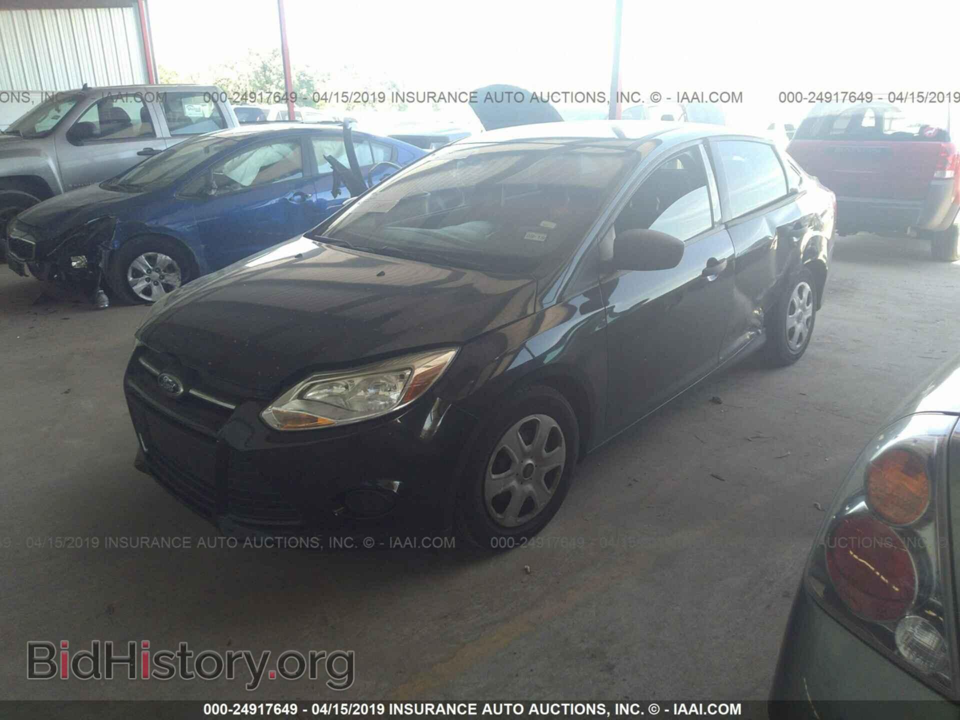 2013 FORD FOCUS - VIN: 1FADP3E22DL307091 - Фото 2