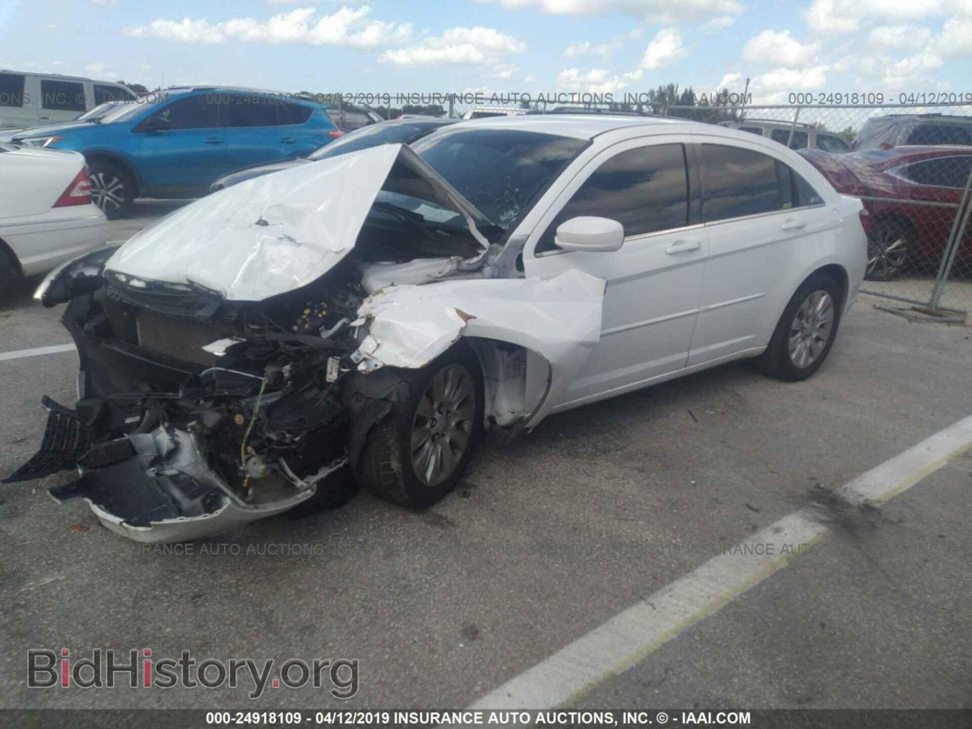 2014 CHRYSLER 200 - VIN: 1C3CCBAB8EN204866 - Photo 2