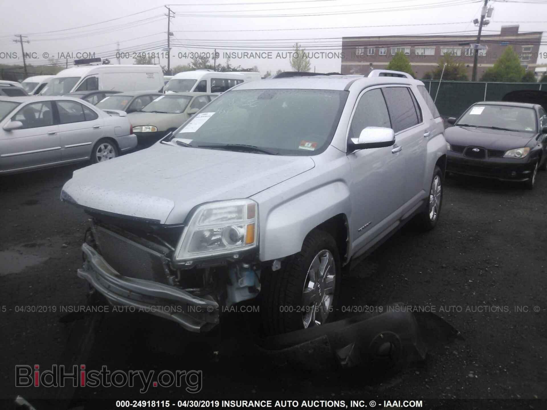 2011 GMC TERRAIN - VIN: 2CTFLXE59B6389167 - Фото 2
