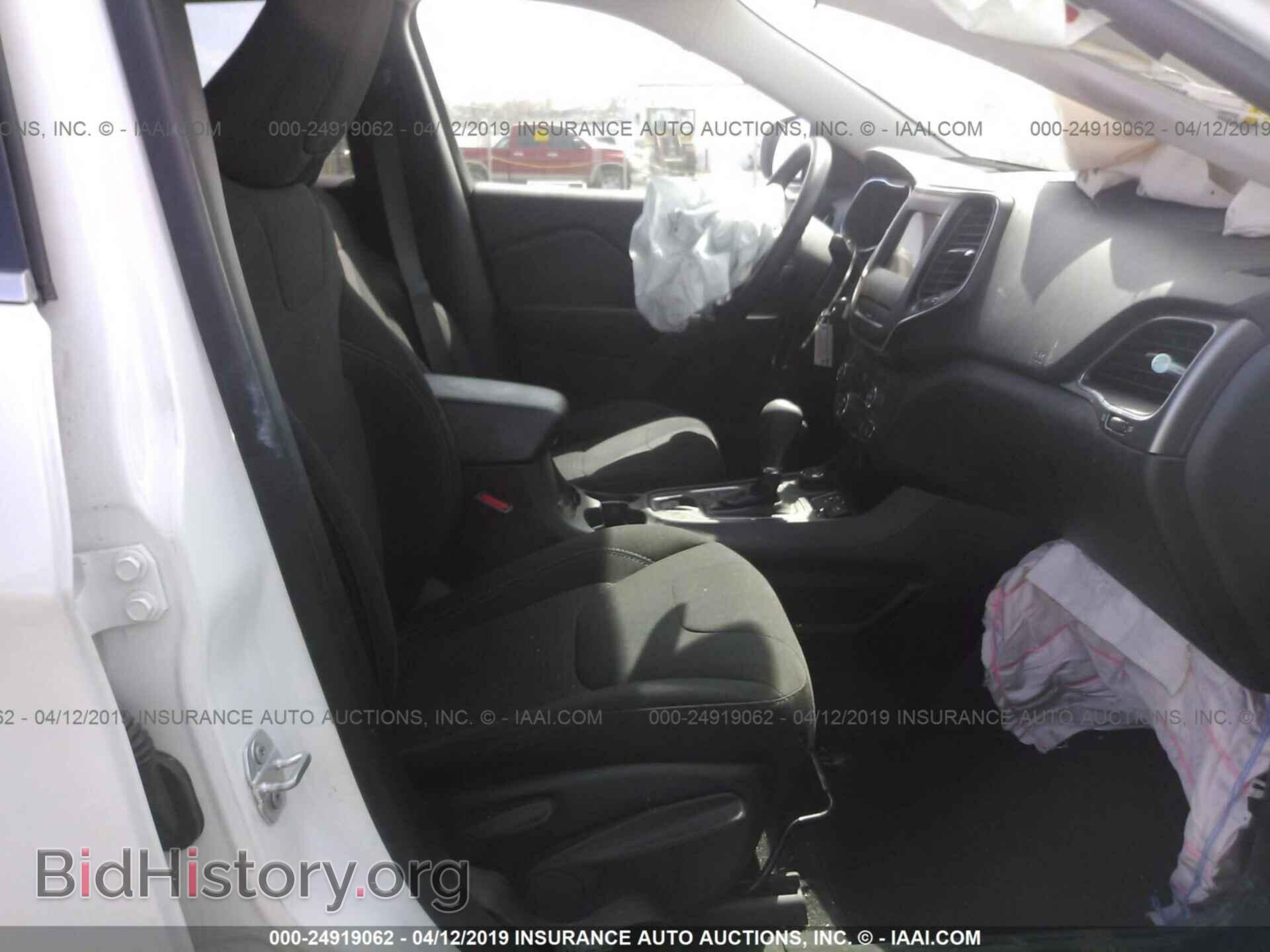 2019 JEEP CHEROKEE - VIN: 1C4PJMCB9KD169820 - Фото 5