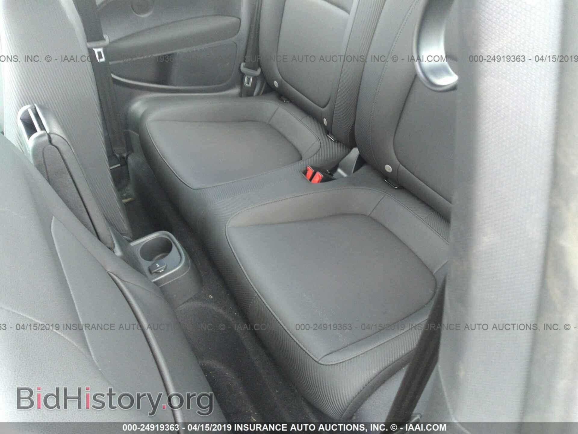 2018 VOLKSWAGEN BEETLE - VIN: 3VWFD7AT2JM706771 - Фото 8