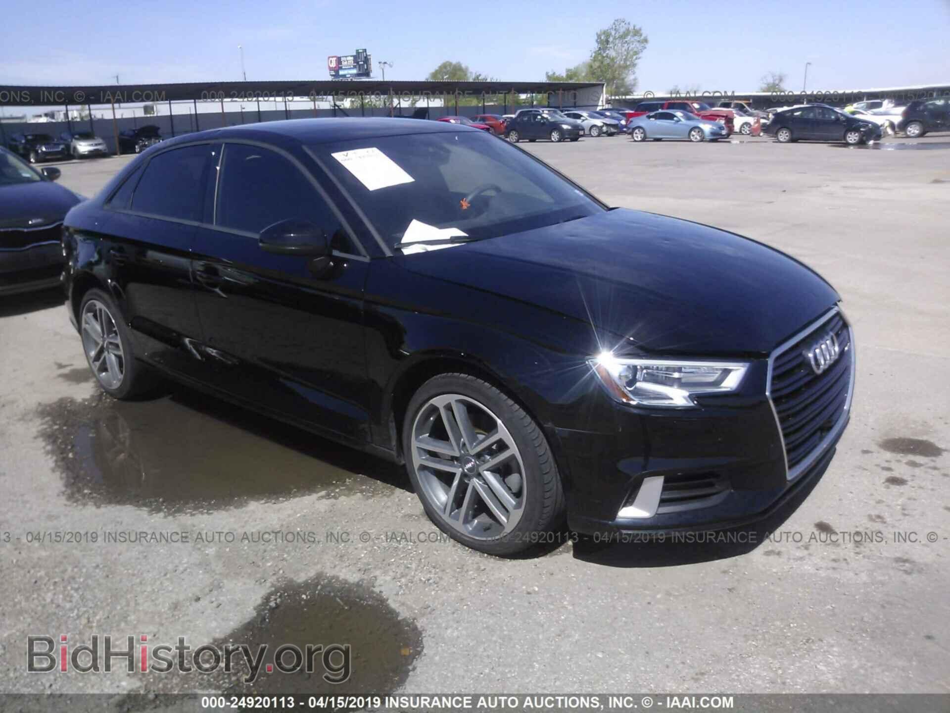 Фотография WAUAUGFF1H1042855 - AUDI A3 2017