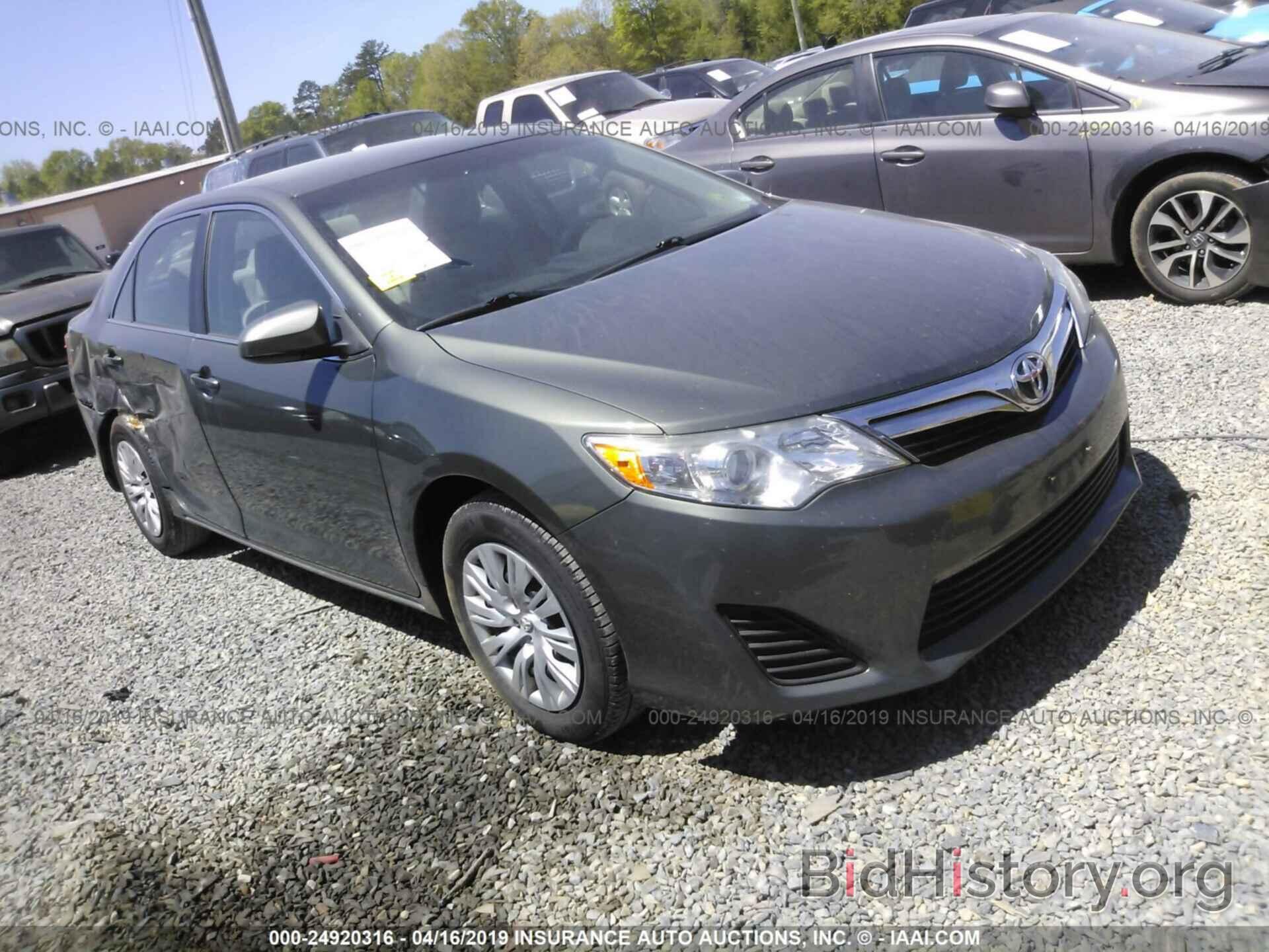 Photo 4T4BF1FK2CR261702 - TOYOTA CAMRY 2012