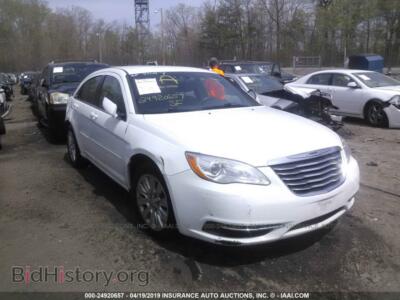 2012 Chrysler 200 LX, белый — VIN 1C3CCBAB3CN202276, IAAI