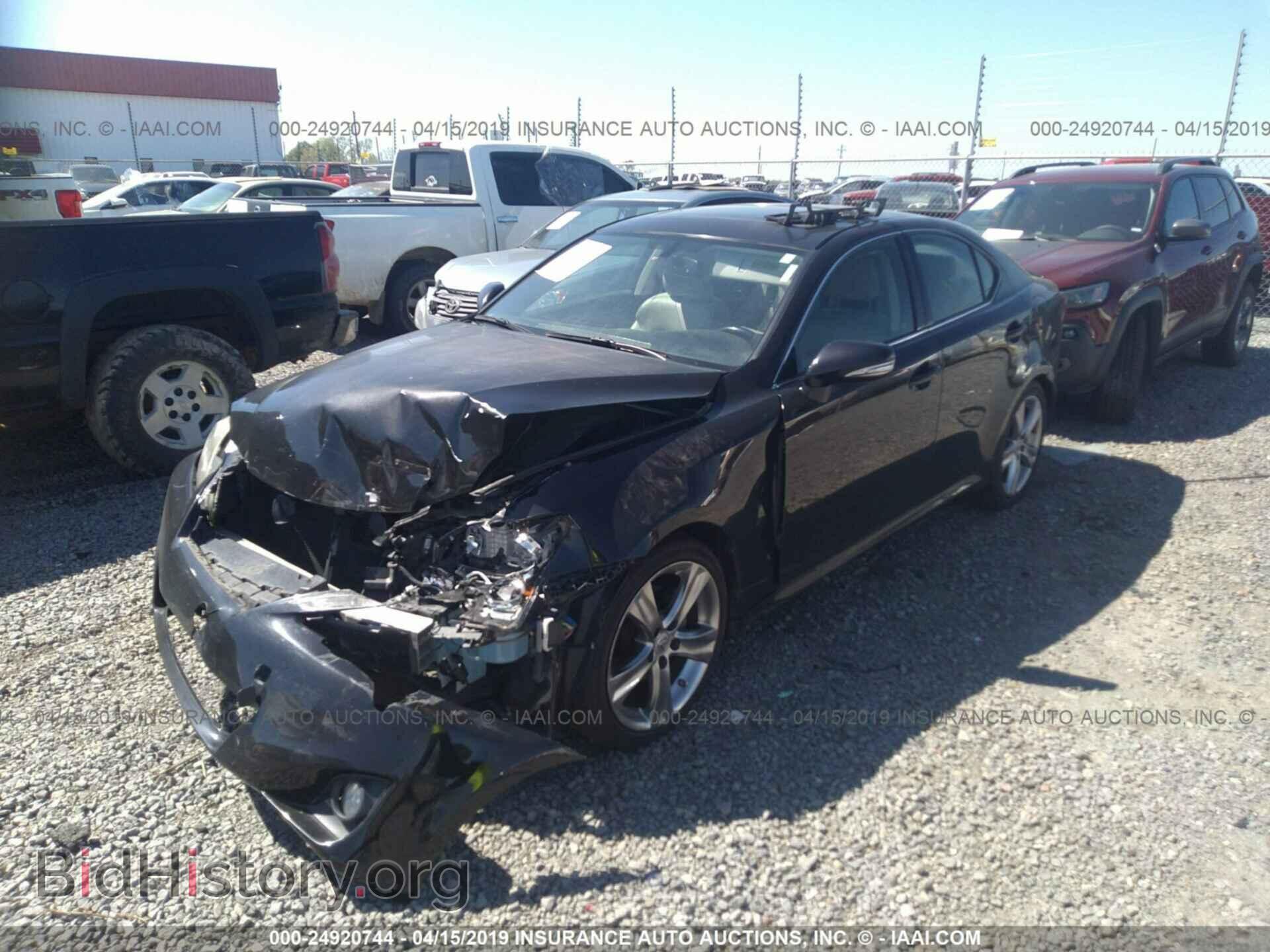 2011 LEXUS IS - VIN: JTHBF5C29B5143261 - Фото 2