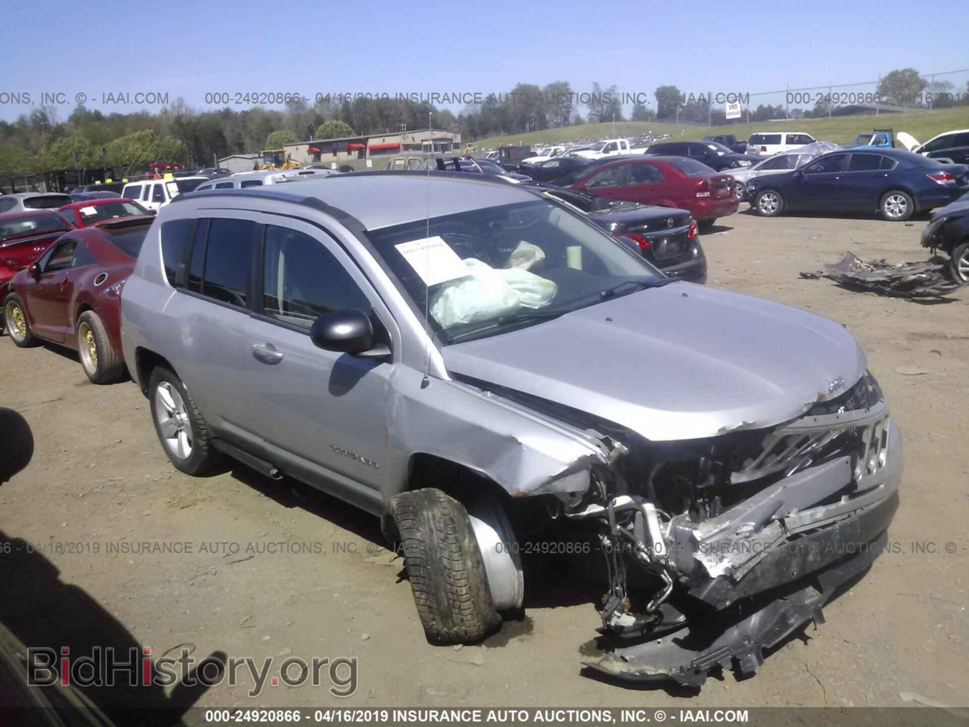 Фотография 1J4NF1FB1BD223138 - JEEP COMPASS 2011
