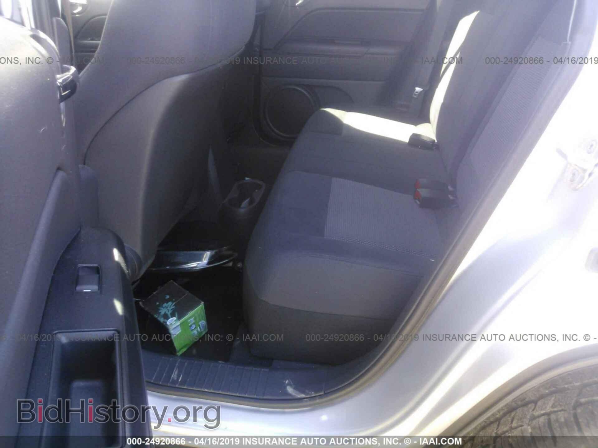 2011 JEEP COMPASS - VIN: 1J4NF1FB1BD223138 - Фото 8
