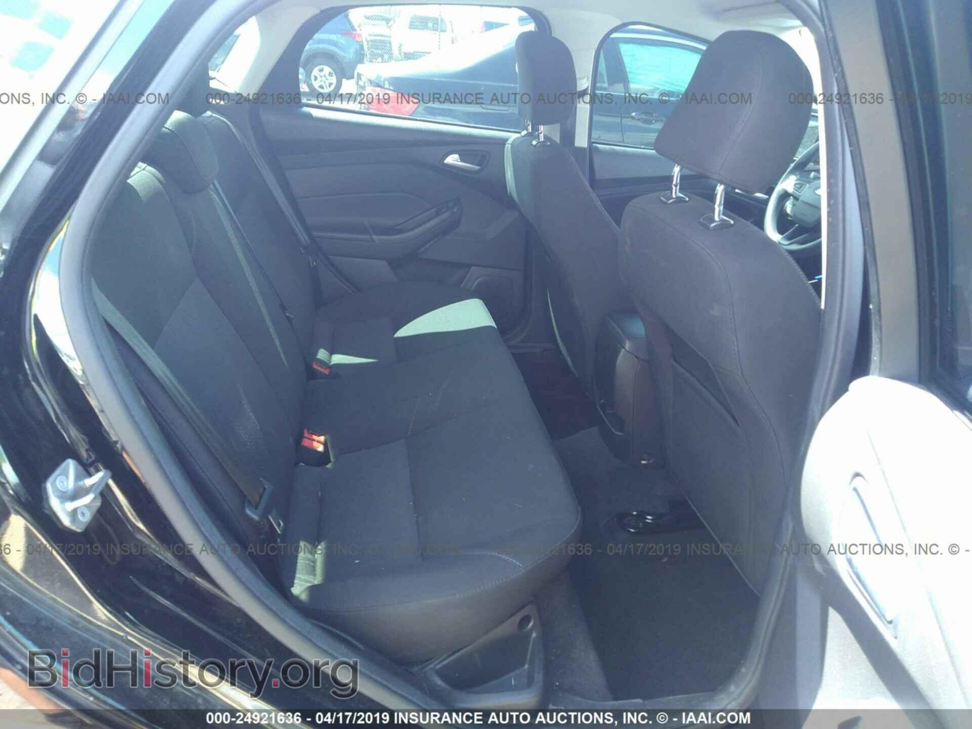 2017 Ford Focus - VIN: 1FADP3F2XHL324760 - Фото 8
