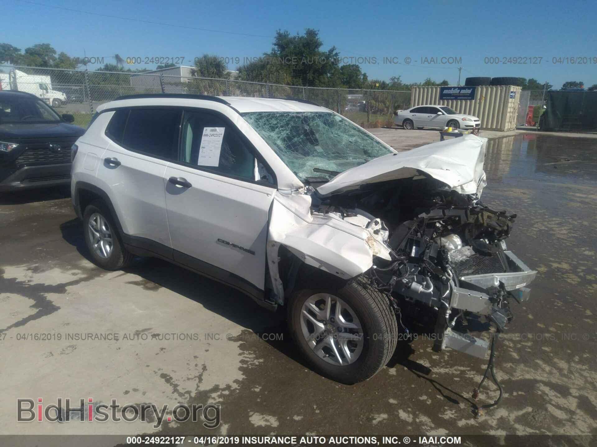 Фотография 3C4NJCABXJT212879 - JEEP COMPASS 2018