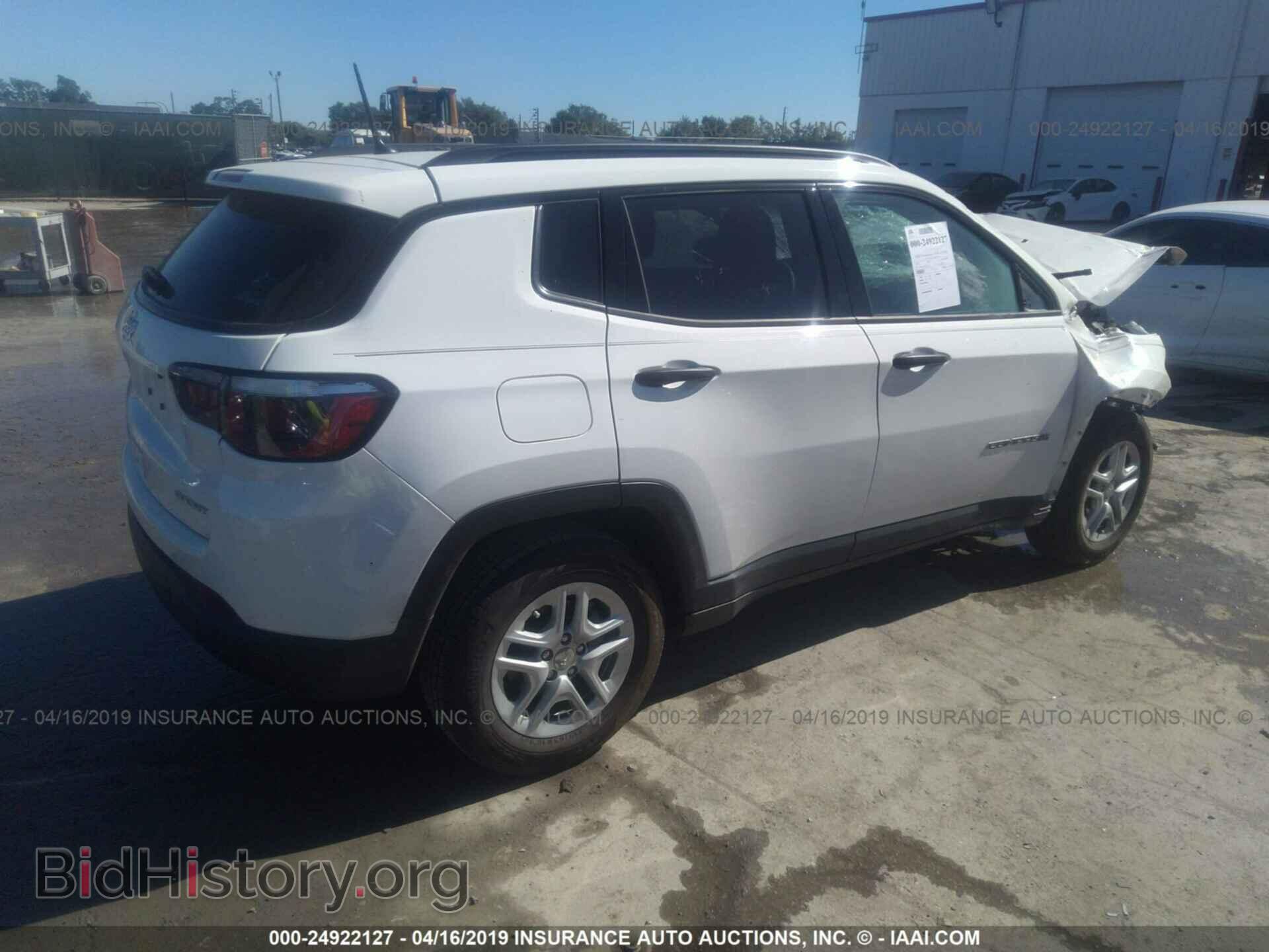 2018 JEEP COMPASS - VIN: 3C4NJCABXJT212879 - Фото 4