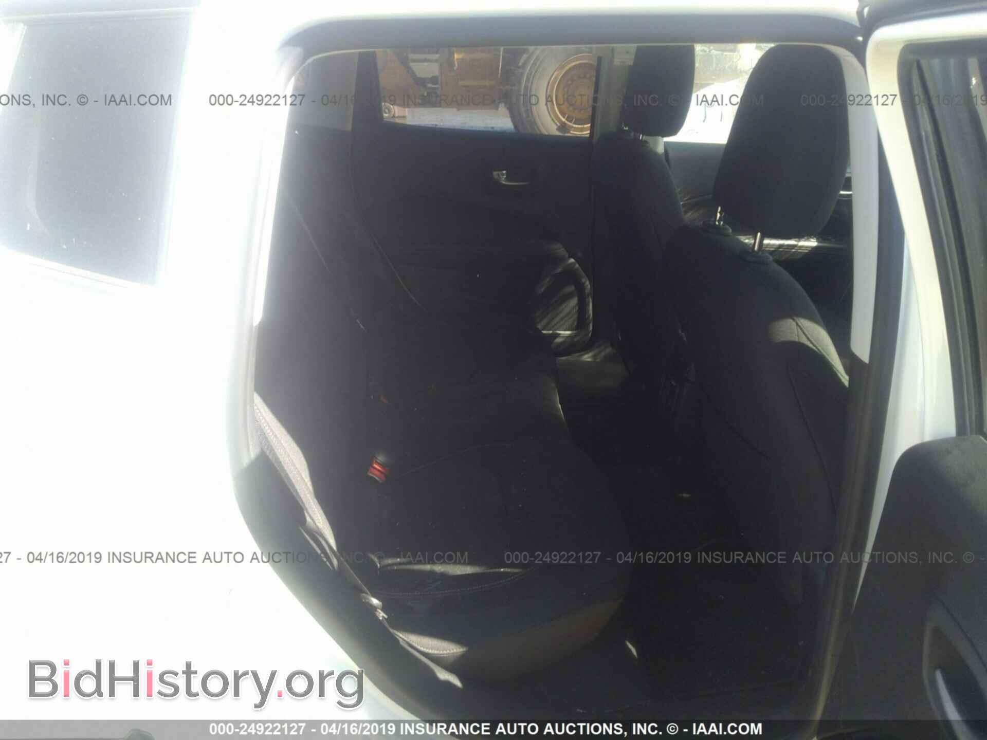 2018 JEEP COMPASS - VIN: 3C4NJCABXJT212879 - Фото 8