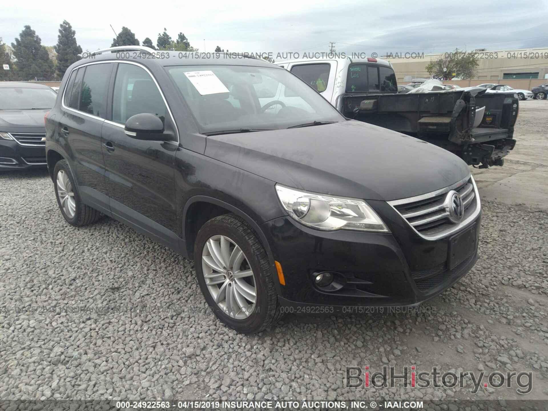 Photo WVGAV7AX0BW540826 - VOLKSWAGEN TIGUAN 2011