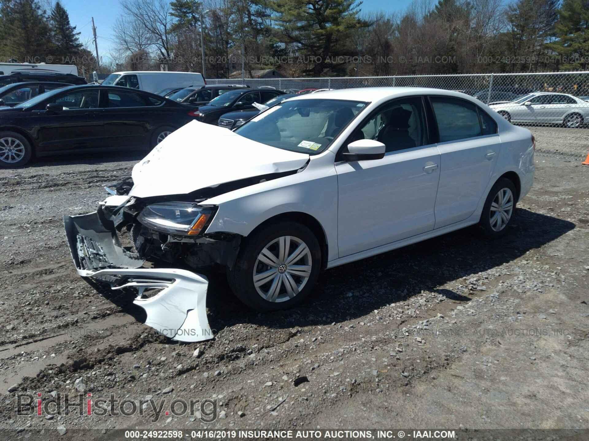 2017 VOLKSWAGEN JETTA - VIN: 3VW2B7AJ4HM352555 - Фото 2