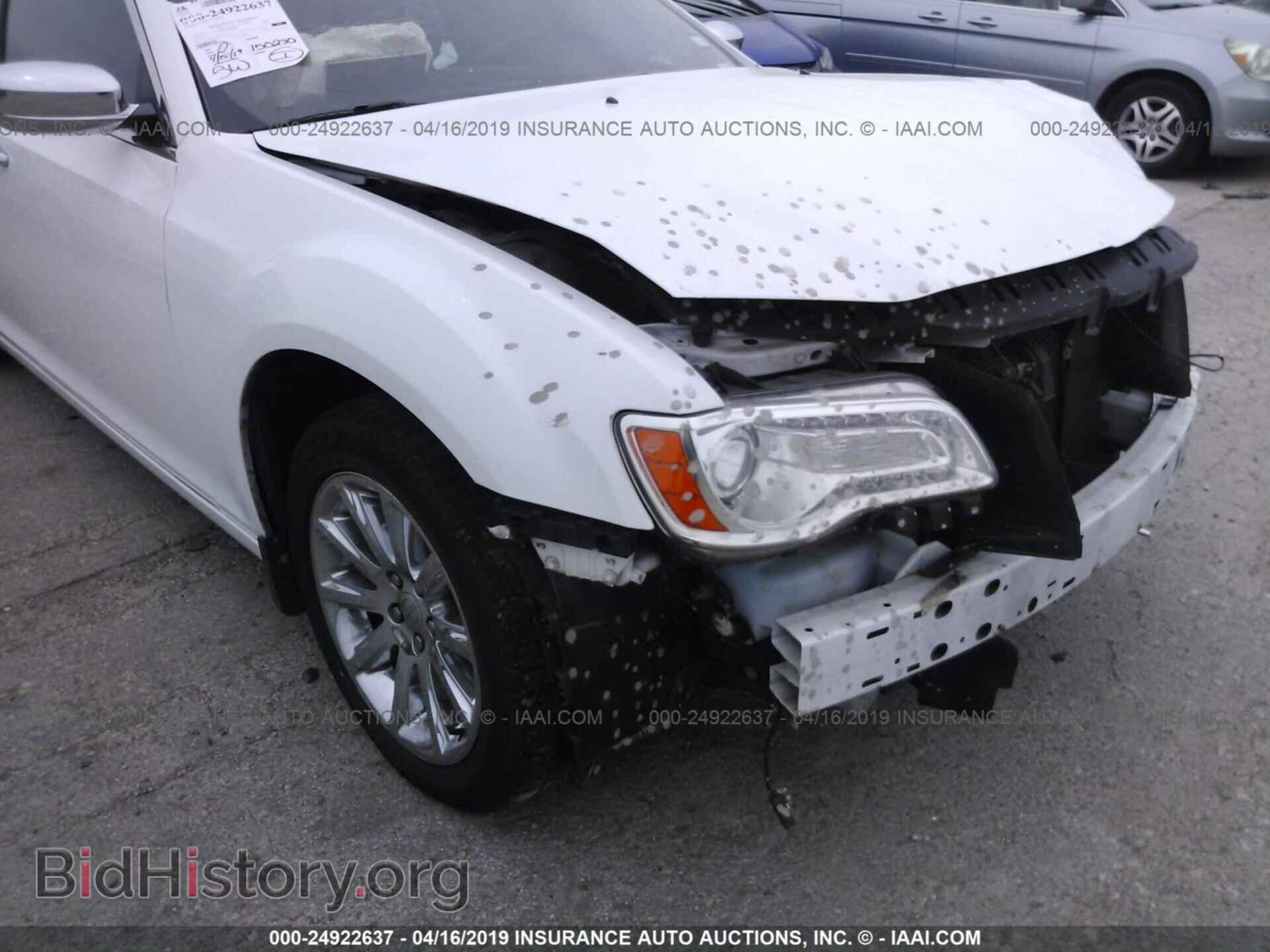 2011 CHRYSLER 300 - VIN: 2C3CA5CG3BH581433 - Фото 6
