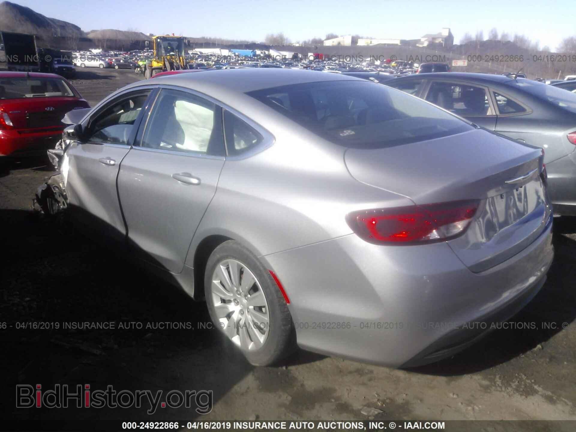 2016 CHRYSLER 200 - VIN: 1C3CCCFB7GN108115 - Photo 3