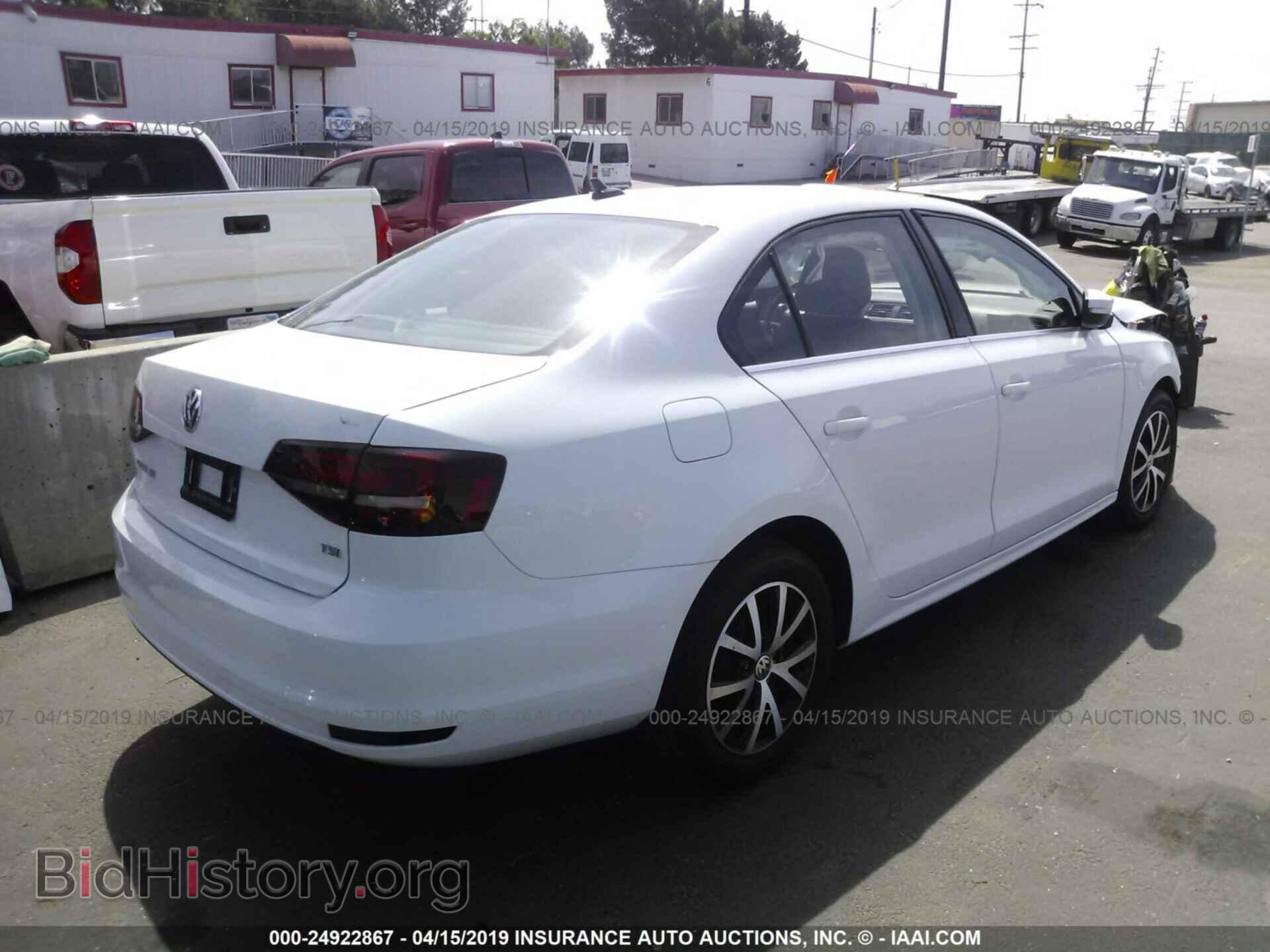 2017 VOLKSWAGEN JETTA - VIN: 3VWDB7AJ4HM250584 - Фото 4
