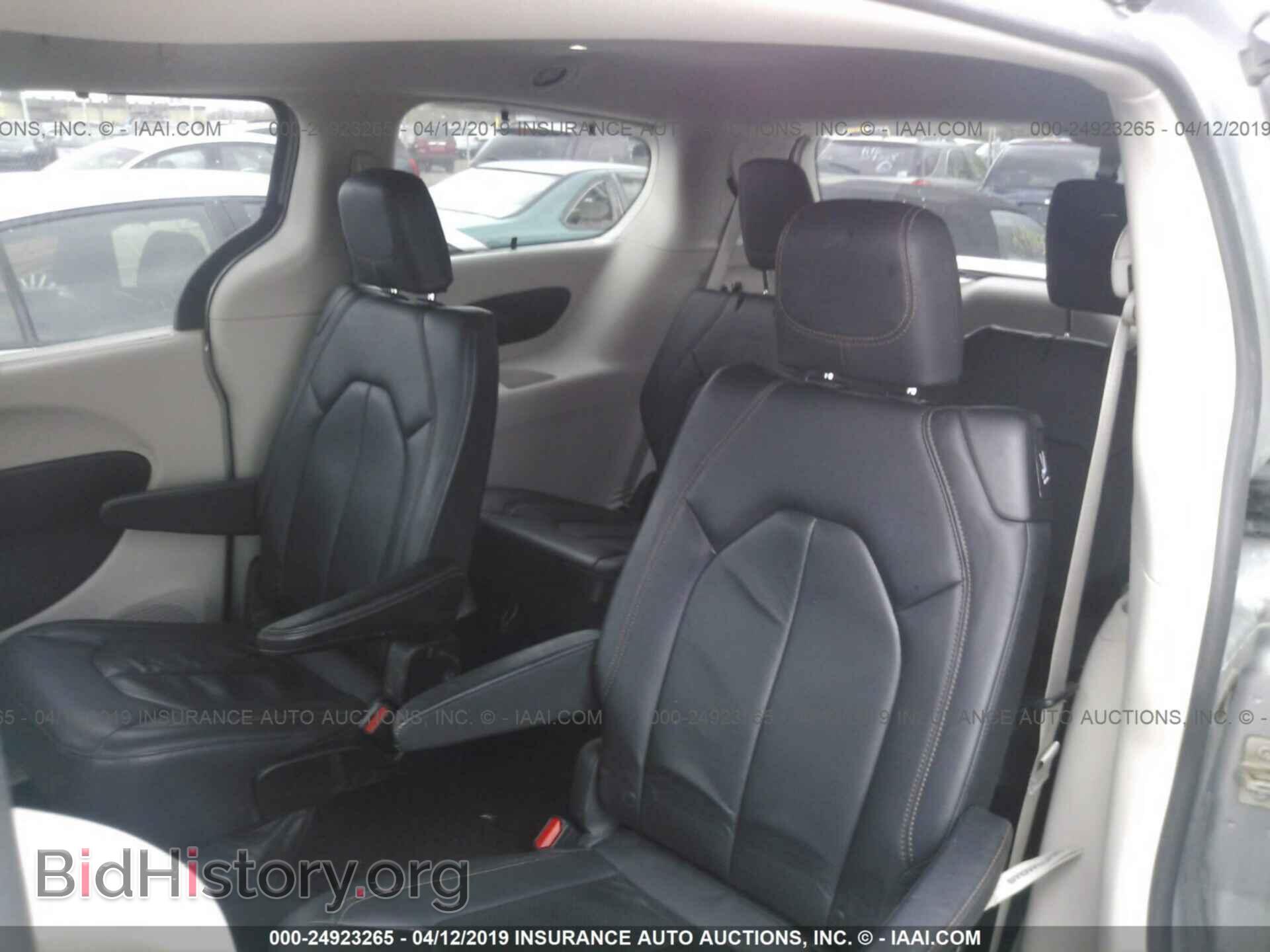 2018 CHRYSLER PACIFICA - VIN: 2C4RC1BG9JR210716 - Фото 8