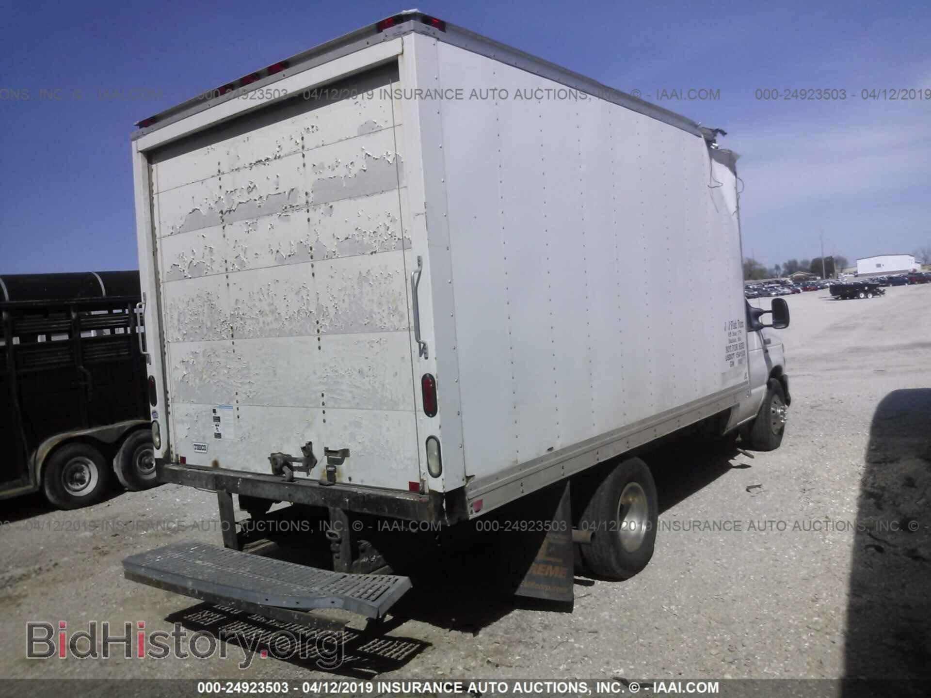 2009 FORD ECONOLINE - VIN: 1FDWE35L39DA49677 - Фото 4