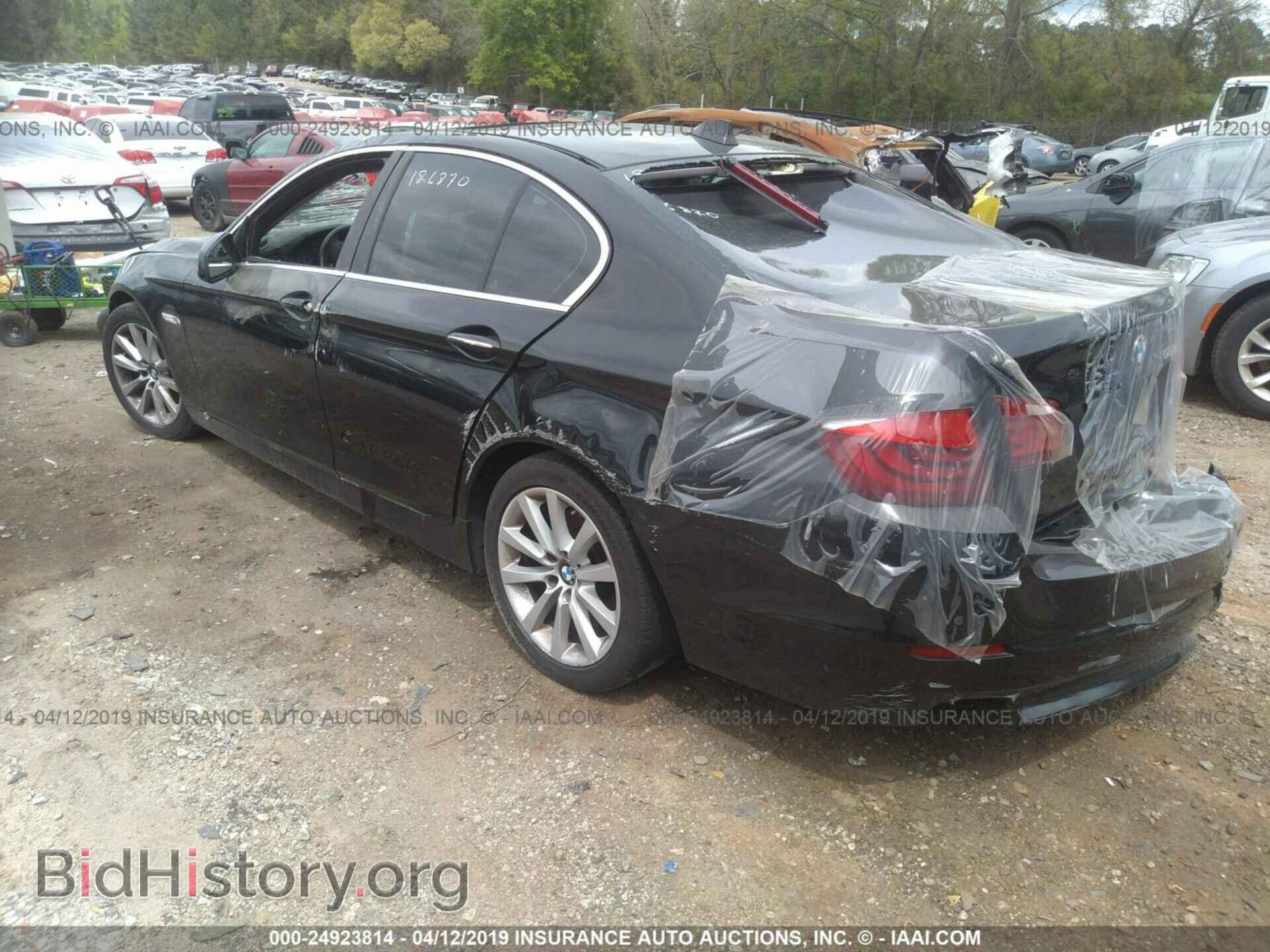 2011 BMW 528 - VIN: WBAFR1C5XBC748024 - Фото 3