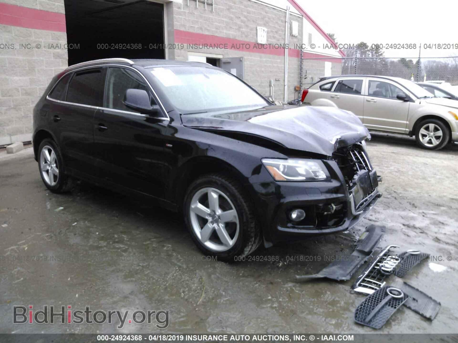 Фотография WA1DKAFP4CA117143 - AUDI Q5 2012