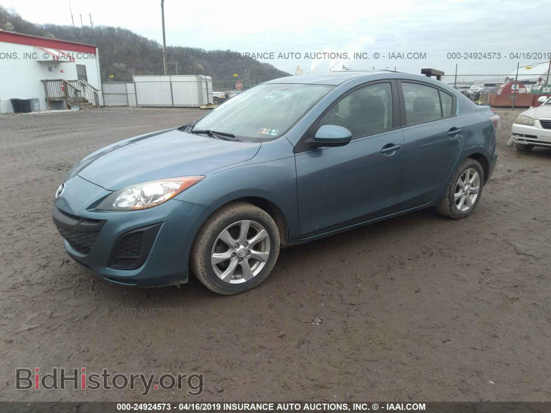 2011 MAZDA 3 - VIN: JM1BL1VG2B1415247 - Photo 2
