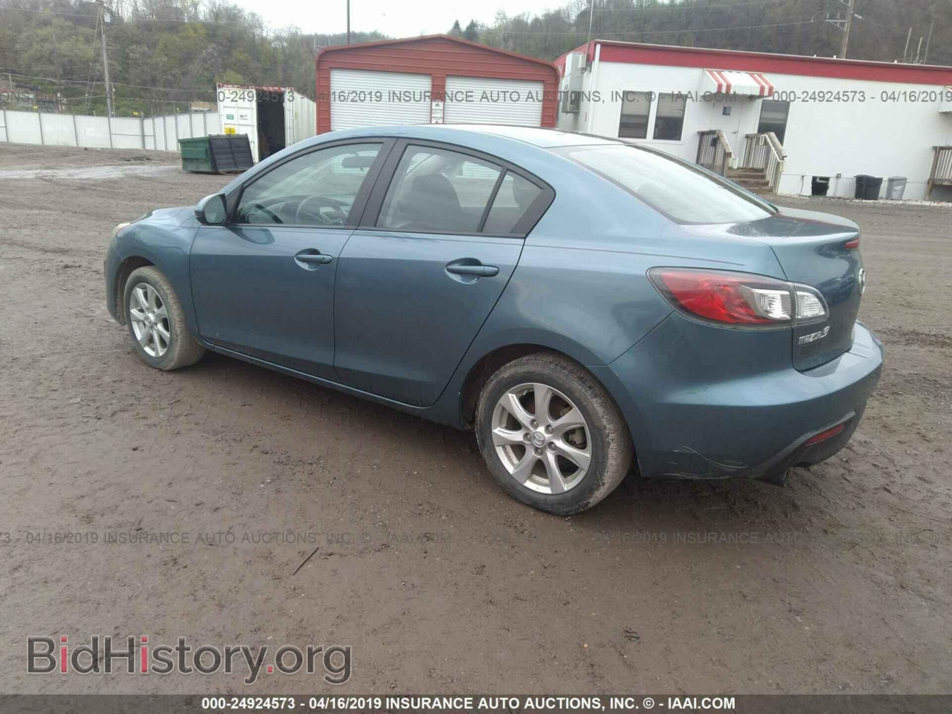 2011 MAZDA 3 - VIN: JM1BL1VG2B1415247 - Photo 3