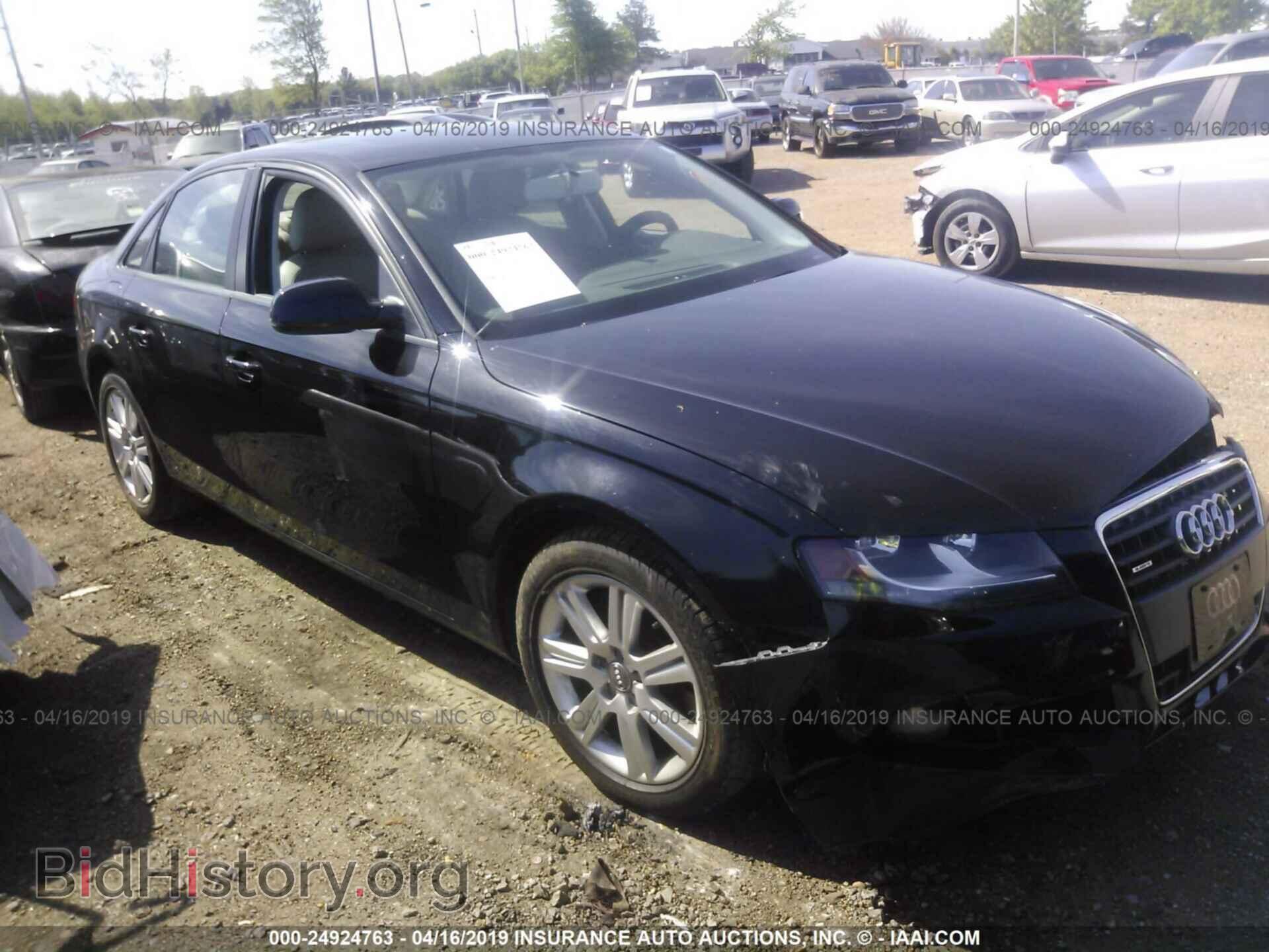 Photo WAUBFAFL1BN042744 - AUDI A4 2011